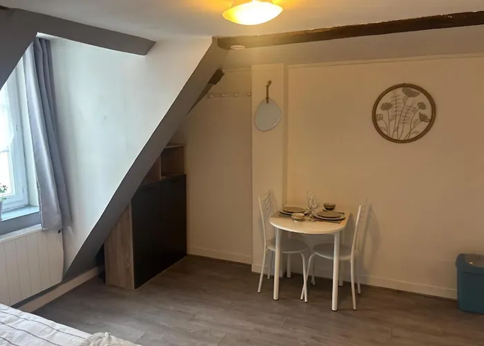 Appartement, En Plein Coeur De Pierre Sur Dives *